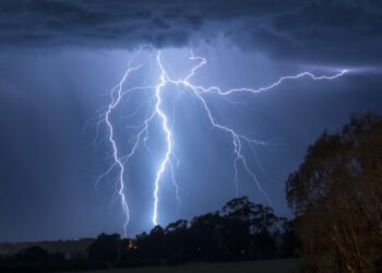 I Said to My Soul, Be Still